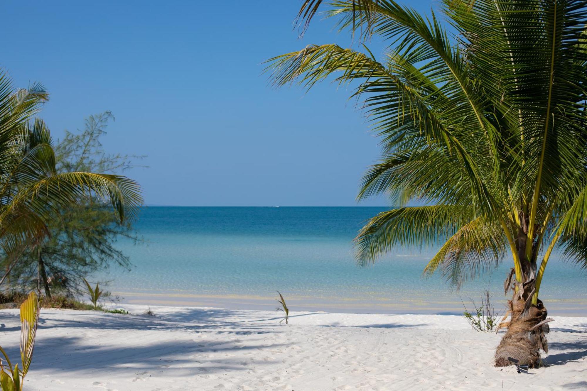 Anaya Koh Rong Hotel Pagoda Beach Exterior photo