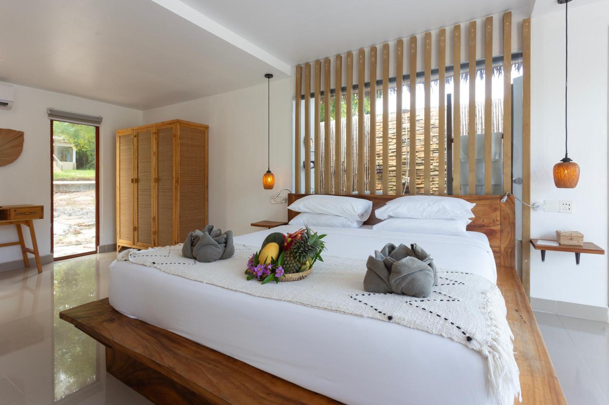 Anaya Koh Rong Hotel Pagoda Beach Exterior photo