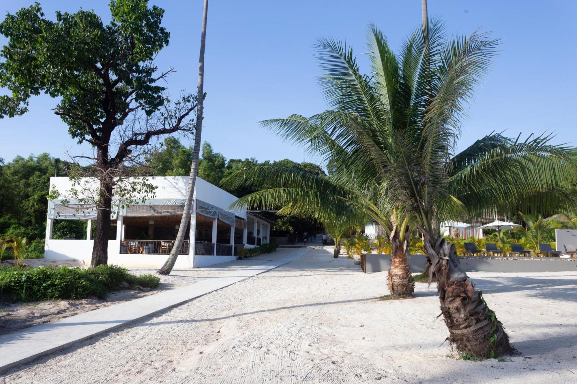 Anaya Koh Rong Hotel Pagoda Beach Exterior photo